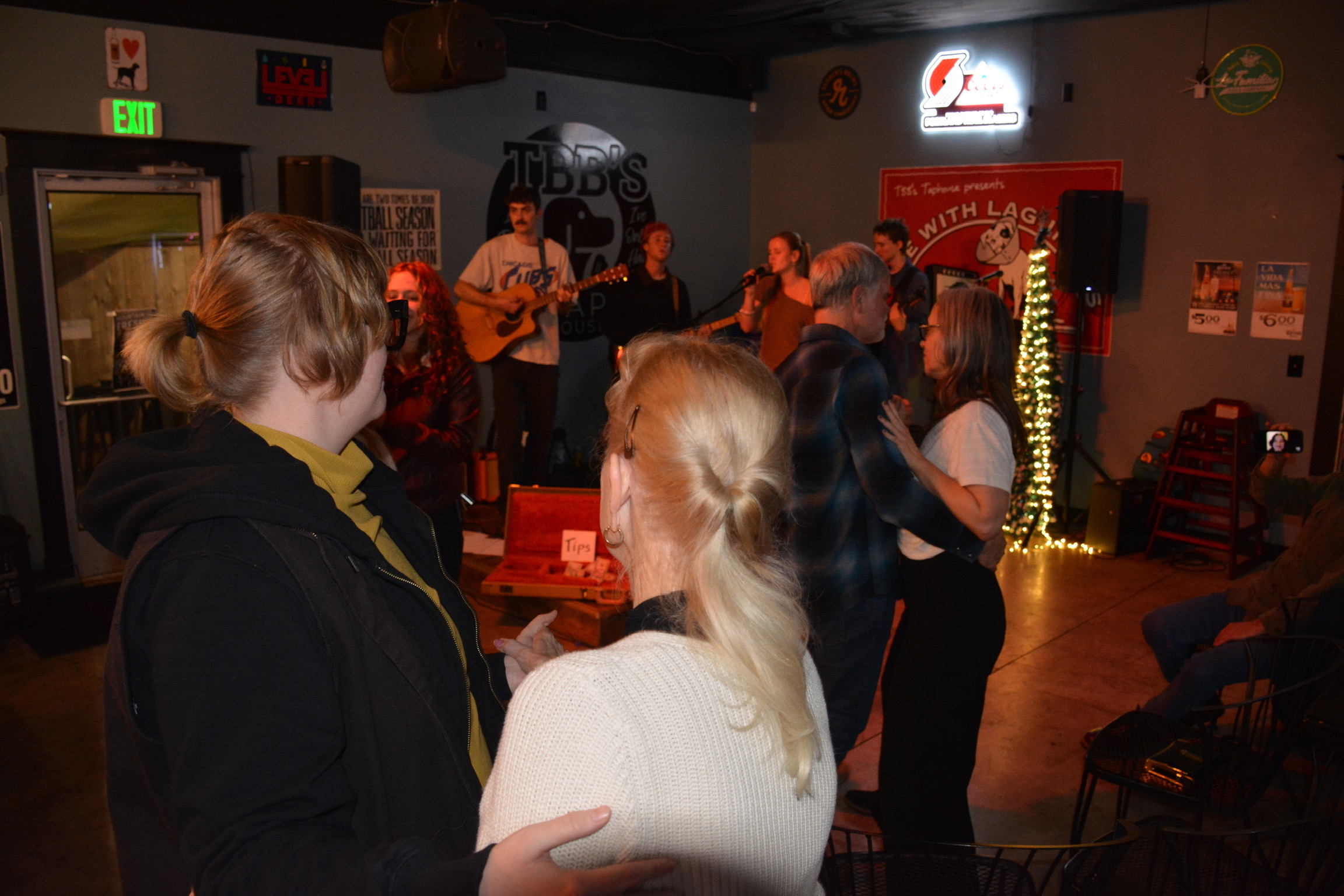 Ragged Company live